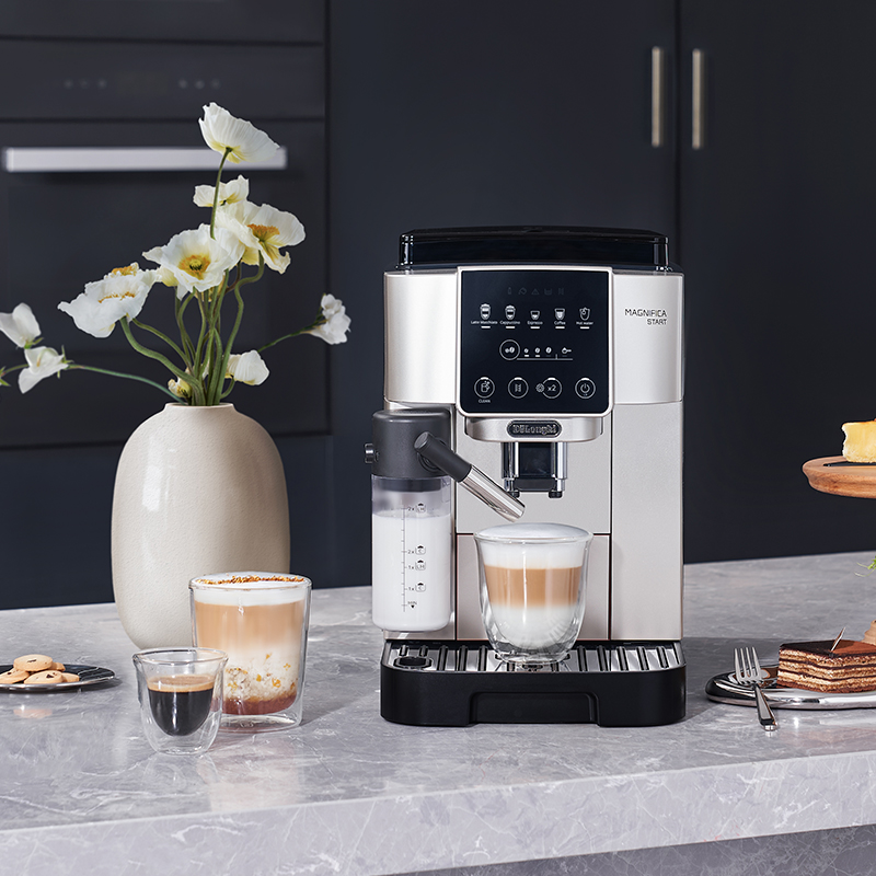 De'Longhi 德龙 S8 Latte 全自动咖啡机 银色