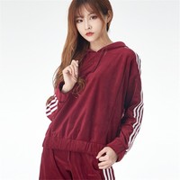 adidas NEO 连帽女休闲卫衣 GK8763