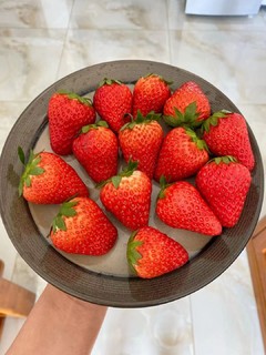 樱鲜 红颜草莓 净重5斤 单果15-25g