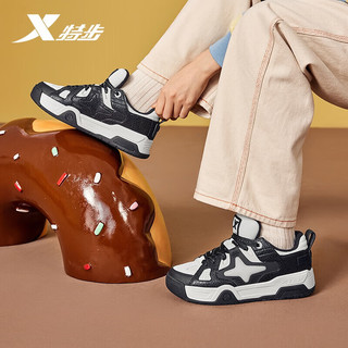 XTEP 特步 女鞋STAR-X运动板鞋休闲轻便876118310003 黑/帆白 39