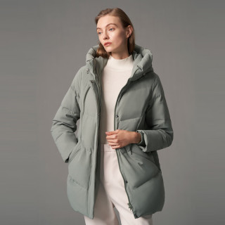 波司登(BOSIDENG)奥莱冬季羽绒服女新年红经典休闲百搭加厚防风保暖外套B10145122B 苔绿色4328 160/88B 160/88B体重约110-130斤