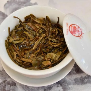 八角亭 黎明茶厂 普洱茶 生茶 2021年 蓝印 珍品孔雀 400g