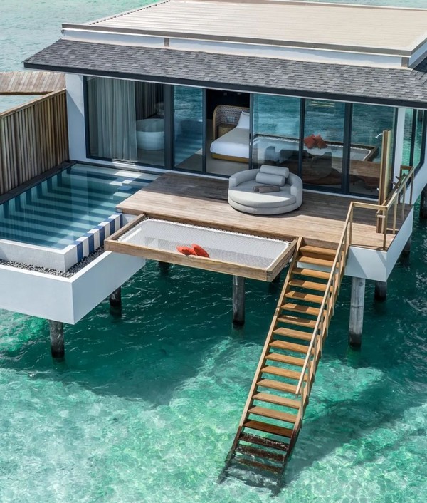 新六星島開業嘗鮮，潮流奢華，浮潛優秀！馬爾代夫 SO/ 酒店(SO/ Maldives) 礁湖水上泳池別墅4晚套餐