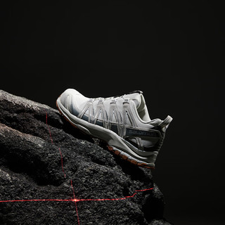 萨洛蒙（Salomon）男女款 户外运动潮流休闲轻量稳定透气徒步鞋 XA PRO 3D SUEDE 灰色 472436 8.5 (42 2/3)