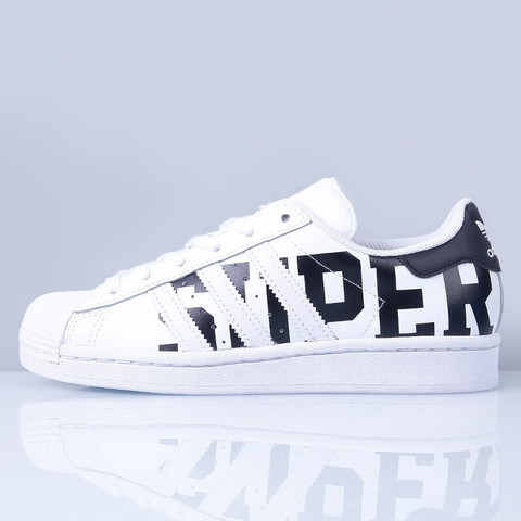 55.57 adidas ORIGINALS SUPERSTAR J