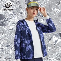 TECTOP 探拓 女式春秋外套防泼水连帽印花运动休闲时尚百搭风衣