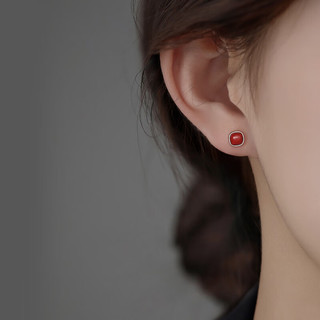 银奥（yinao）纯925银耳钉女适合过年的红色耳环新年2024年潮本命年耳饰品 纯925银小红豆耳钉