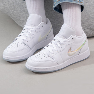 耐克（NIKE）大童女鞋 24春AIR JORDAN 1 LOW SE运动鞋轻便板鞋时尚休闲鞋 FQ9112-100 35.5