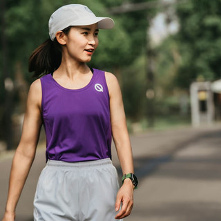 QINKUNG 轻功体育 跑步训练背心马拉松透气速干无袖T恤女款（合身版型） 绛紫 M