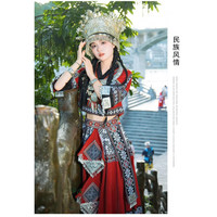 库衣场 云南彝族服装女套装贵州阿卯服务苗族演出服女少数民族刺绣表演服 上衣+裙子+腰牌+苗银+项圈 S