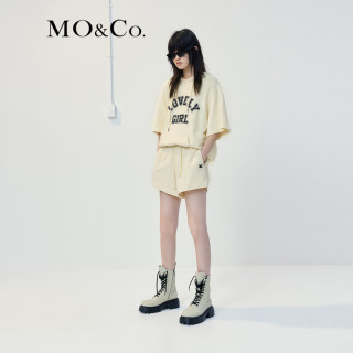 MO&Co.【美拉德】美式运动风抽绳高腰MC刺绣棉质短裤卫裤 杏黄色 S/160