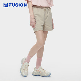 FILA FUSION斐乐潮牌梭织短裤女2024夏季时尚休闲宽松五分裤 浅豆泥棕-BG 185/82A/XXXL