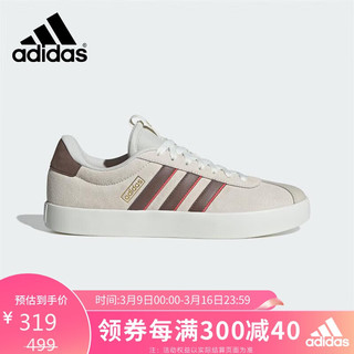 阿迪达斯 （adidas）男T头鞋时尚潮流运动舒适透气休闲鞋ID9084 uk9码43码 汉玉白/岩层深土地棕/金