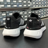 adidas 阿迪达斯 休闲鞋男鞋女鞋春季新款三叶草运动鞋轻便减震跑步鞋 GZ3496黑色 36