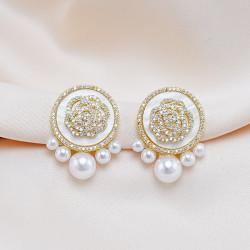 新款微镶锆石珍珠耳钉高级感简约小众耳饰复古气质玫瑰花甜美耳环白色