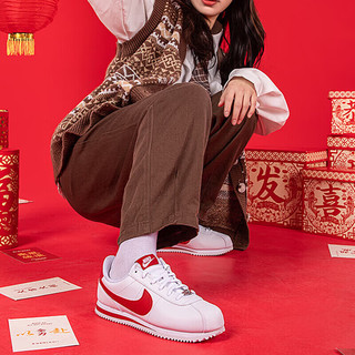 耐克（NIKE） 舰店女鞋 春夏运动鞋跑步鞋复古轻便新年红色休闲鞋 904764-101 白红/新年红 36