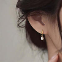 韩版珍珠耳钉新款2024女小众高级感轻奢耳环轻奢耳饰品 珍珠耳钉—白金色