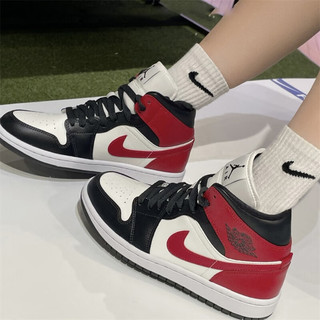 耐克（NIKE）休闲鞋女鞋2024春季运动鞋Air Jordan 1 AJ1中帮篮球鞋 BQ6472-160黑红脚趾 35.5