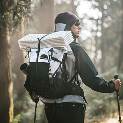 Naturehike 挪客户外 挪客登山包专业户外轻量化徒步背包男女轻便旅行双肩包氦系列30L