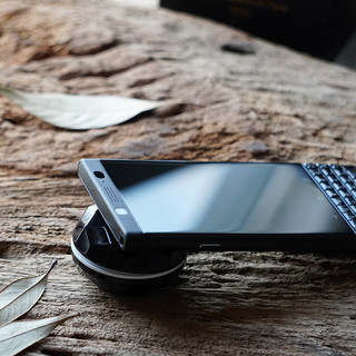 BlackBerry 黑莓 KEYONE双卡全键盘通4G安卓智慧型手机 4G通 美黑色全新(3+32G内存)可扩展到2T) 官方标
