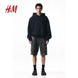 H&M 男装休闲裤2024春季宽松皮质短裤1226199 黑色 170/76A