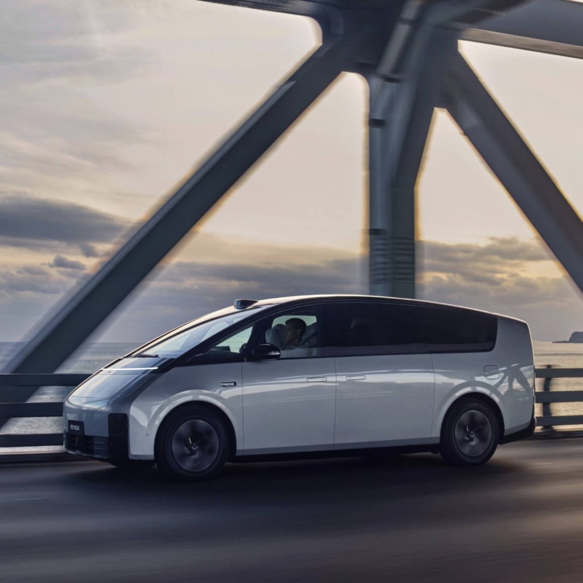 理想汽车 MEGA 24款 710km Max版