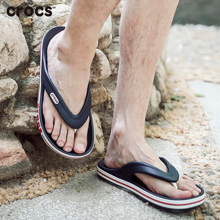 crocs 卡骆驰 男鞋女鞋 2024春夏人字拖轻便舒适凉鞋沙滩鞋耐磨防滑拖鞋 205393-4CC-辣椒红-深蓝 M4W6/脚长22cm/36-37码