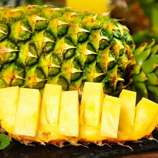 菲律宾黑钻凤梨甜菠萝5斤2颗 单果1kg+应当季新鲜水果整箱