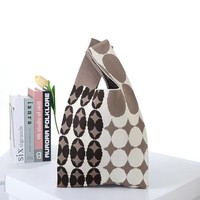 依美纳 原创韩版针织毛线手提包可爱饭盒袋水桶托特伴手礼手拎马甲背心包