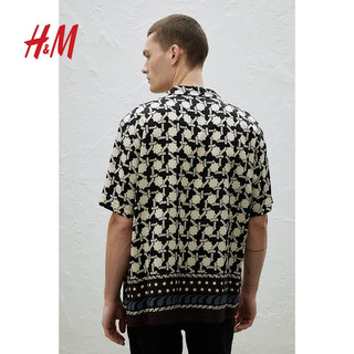 H&M男装2024春季短驳领休闲标准版型莱赛尔古巴领衬衫1210433 浅米色/图案 170/92A S