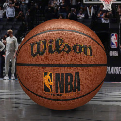 wilson威尔胜篮球nba比赛训练标准7号forgeplus室内外通用pu吸湿耐磨