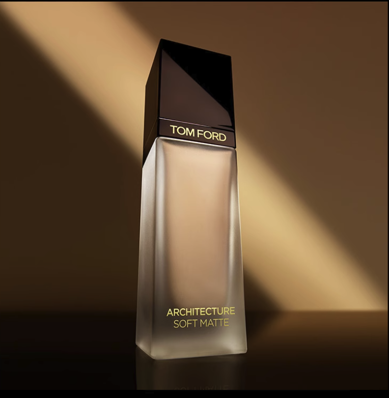 TOM FORD 汤姆·福特 轻透柔雾持妆粉底液