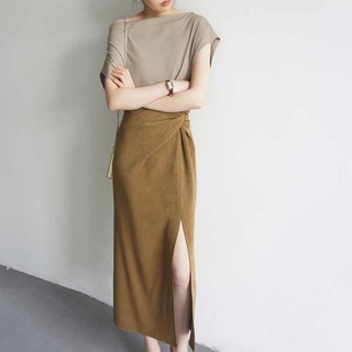 HUAAPPUW 画朴 韩版设计感时尚套装女装2024夏季新款一字肩短袖T恤扭结半裙