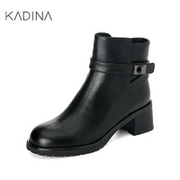 卡迪娜卡迪娜金属装饰女靴时尚粗跟牛皮革时装靴KA221407 KA221407-黑色牛皮革 单层 38