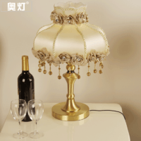 奥灯 美式创意个性布罩台灯床头柜书房客厅轻奢装饰全铜灯具T332