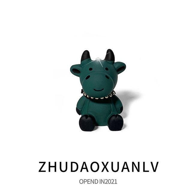 VIER uodis汽车摆件卡通小牛车载摆件创意可爱中控