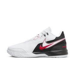 当前位置:>首页>运动户外>运动鞋袜>篮球鞋>nike/耐克篮球鞋>文章详情