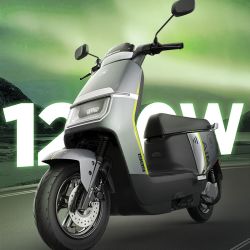 百亿补贴aima爱玛电动车领航官72v22ah石墨烯大功率电动摩托车百公里