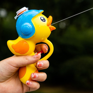 奇森 儿童萌鸭水枪水呲水玩具
