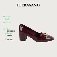 菲拉格慕（Ferragamo）女士红色Gancini扣饰高跟鞋 0769259_1D _ 55/36 