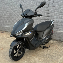 luojia洛嘉2024新款飞鹰ncx110cc前后abstcs家用两轮踏板可上牌摩托车