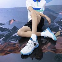 KAWASAKI 川崎 羽毛球鞋新款叶刃快速旋钮扣抗扭转男女比赛运动鞋
