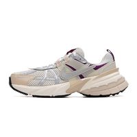 NIKE 耐克 女款 V2K Run 减震防滑低帮休闲跑步鞋HF4305-072