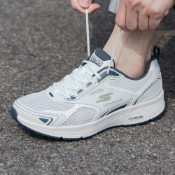 斯凯奇 男子跑步鞋男鞋夏季新款缓震透气慢跑鞋田径训练跑鞋运动鞋