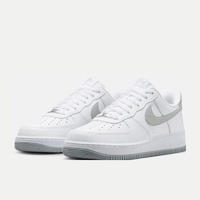 NIKE 耐克 YY胜道体育  AIR FORCE 1 '07 男子空军一号运动鞋 FJ4146-100 42.5