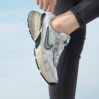 88VIP：NIKE 耐克 V2K Run Runtekk低帮复古白银女子跑步鞋FD0736-100