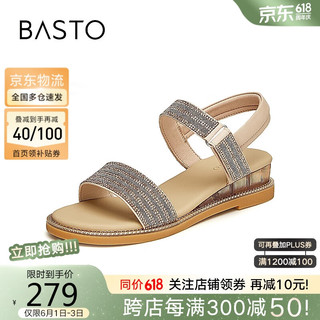 BASTO 百思图 24夏复古罗马凉鞋休闲一字带坡跟女露趾凉鞋A3152BL4 杏/金 35