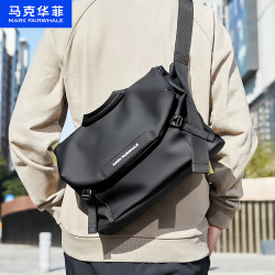 markfairwhale马克华菲男生斜挎包大容量单肩包