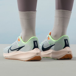 4元】耐克跑鞋_nike 耐克 女鞋飞马40跑步鞋air zoom缓震透气运动鞋dv