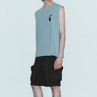 URBAN REVIVO 男休闲少年感趣味绣花时髦无袖背心 UMV440092